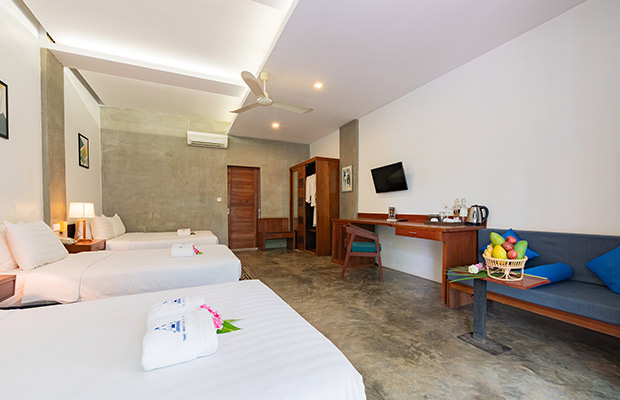 The Poolside Garden Residence-Family Studio