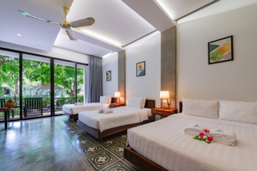 Triple Room